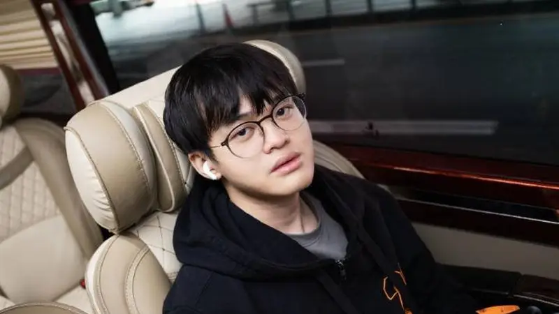 原创网友嘲讽bin，Xun却实名点赞，是不小心还是故意的？