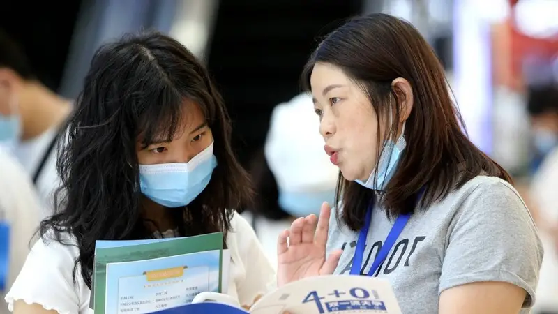 26所本科0投档：985分数上涨，211“大跳水”现象引关注