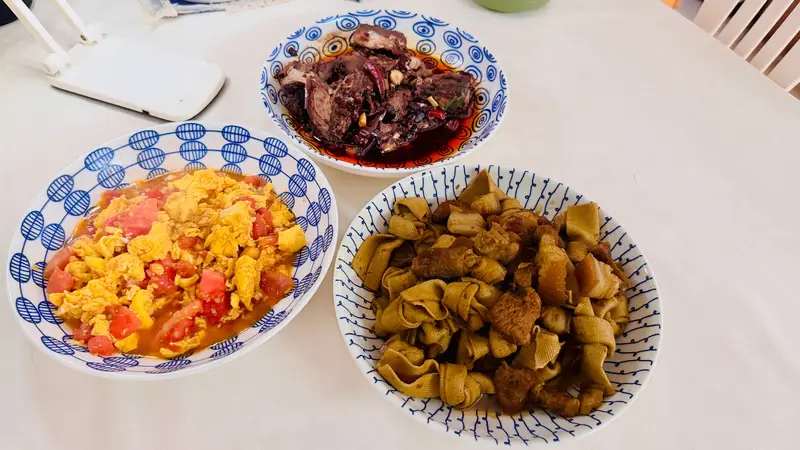 假期陪孩子：从买菜做饭到心累的日常