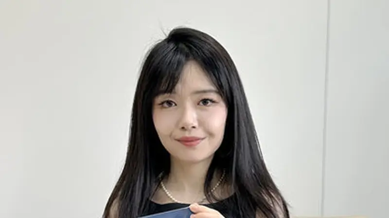 方文山倾情推荐 青年作家毛艺舟新作《在成都的云雾里》出版
