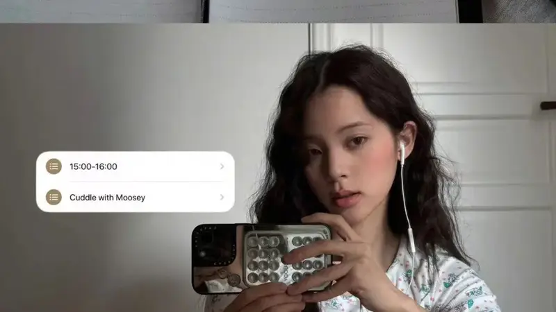 有线耳机 revival 之后，Y2K Beauty 2.0 正在重塑视觉语法
