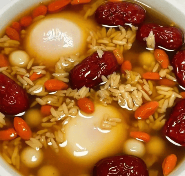 超治愈家常甜汤！鸡蛋醪糟温暖整个春夏秋冬