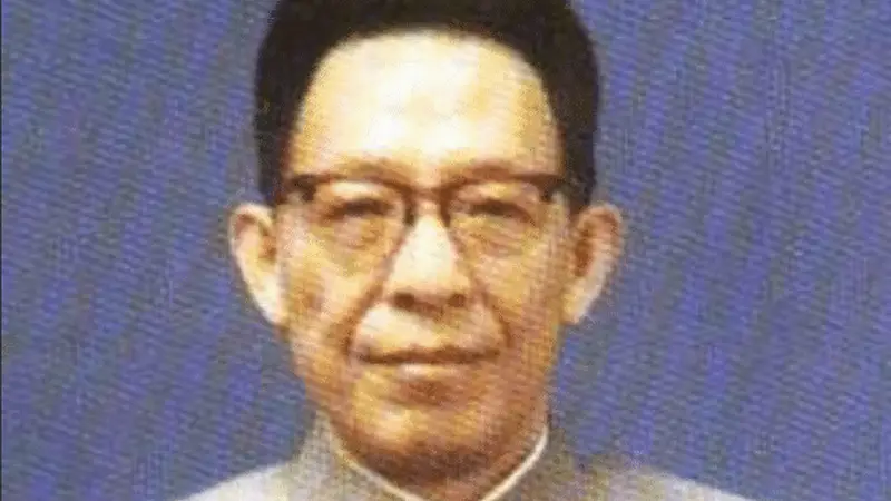 75年张春桥针对陈永贵，陈永贵索性不留情面：你还没有那个权威！