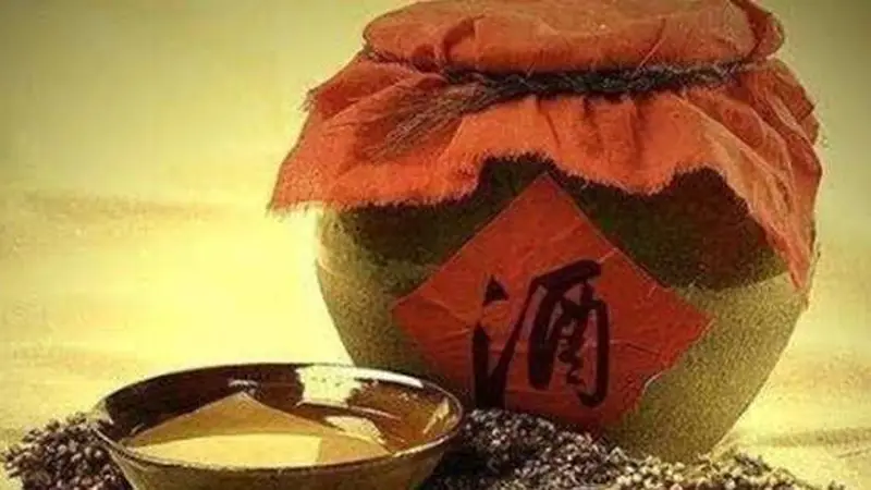 古人经常喝几坛酒却不会醉，难道他们的酒量很好？其实是酒的问题
