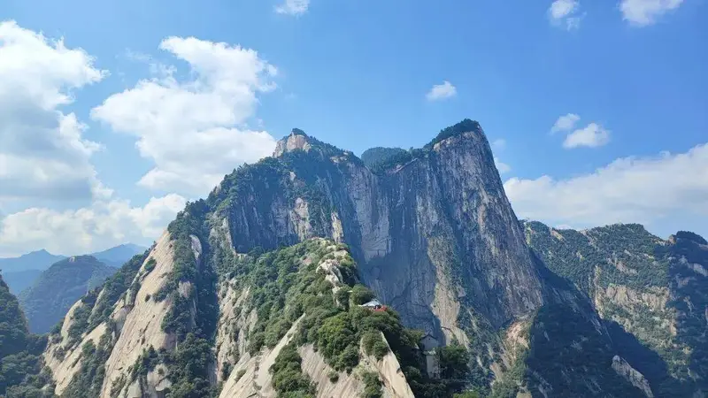 华山景区门票半价惠民政策及运营服务公告
