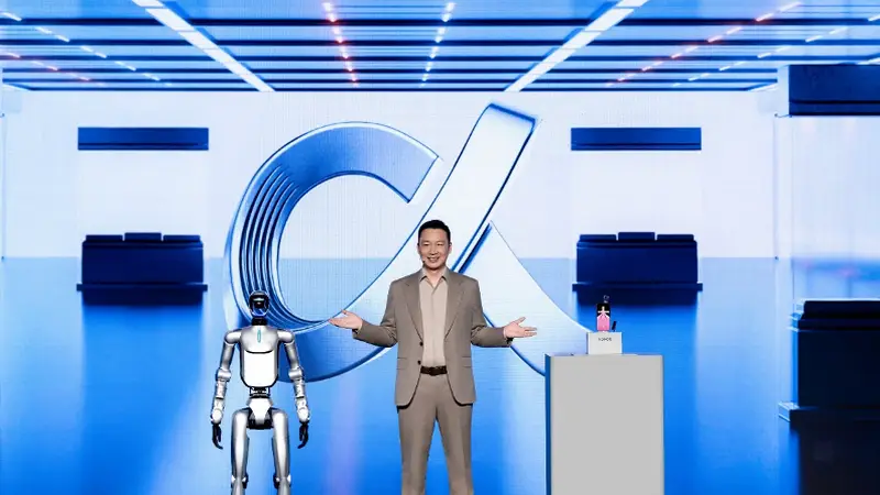 荣耀机器人手机Robot Phone亮相！手机不应是“无聊黑色方块”