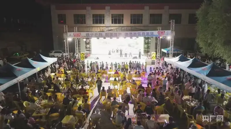 宁夏隆德：老巷夜韵燃动夏日，啤酒音乐嘉年华点亮夜间经济