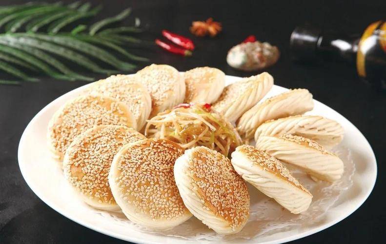 吕文扬：让高炉烧饼飘出八百年的炭香