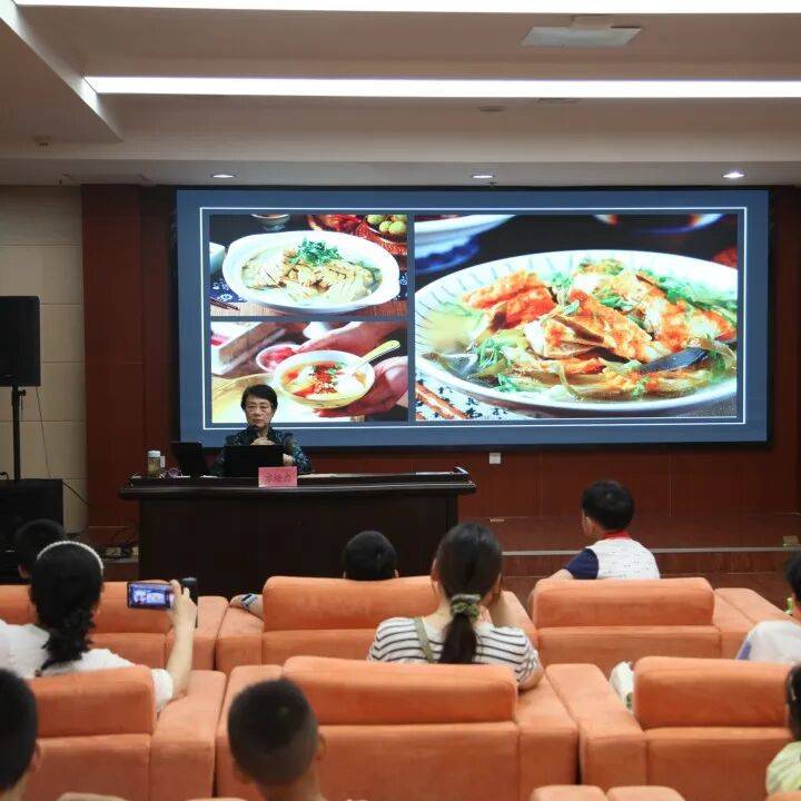 活动报道‖烟火藏文脉 早茶忆乡愁：“早点来泰州” 第三讲开讲