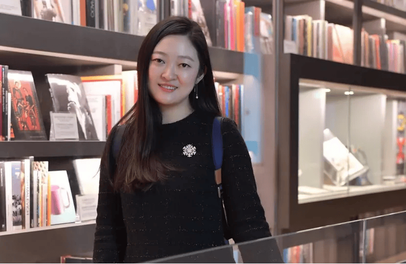 东西问｜武琼芳：敦煌石窟多元服饰文化如何见证千年流行时尚？